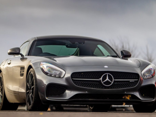 : &copy; Colin Hill Photography