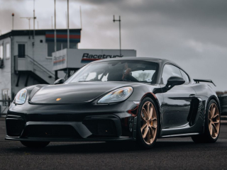 : &copy; Colin Hill Photography