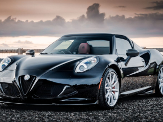 : &copy; Colin Hill Photography