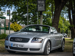Audi TT Addicts meet at Rivos Hub Sandford - ColinHillPhotography.uk