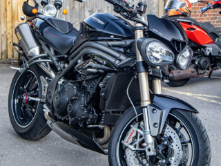 Bike Night at Rivos Hub Sandford - ColinHillPhotography.uk