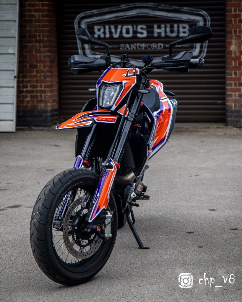 Bike Night at Rivos Hub Sandford - ColinHillPhotography.uk