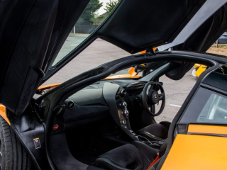 Mclaren at Rivos Hub Sandford - colinhillphotography.uk