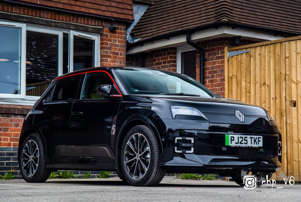 Dorset EVs at Rivos Hub Sandford - colinhillphotography.uk-